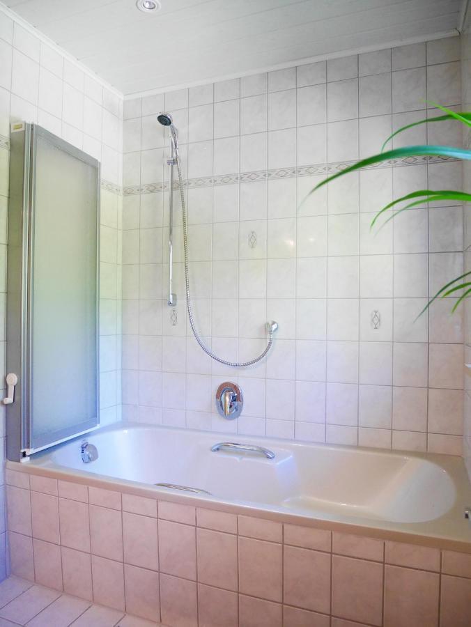 Ferienwohnung Eichkatzel Zell Екстер'єр фото